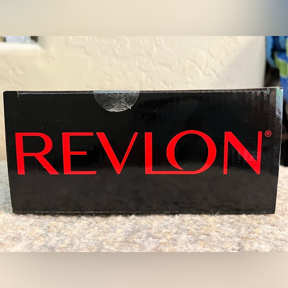NEW Revlon 1875W Compact Hair Dryer Lightweight Travel Styling - Picture 4 of 6